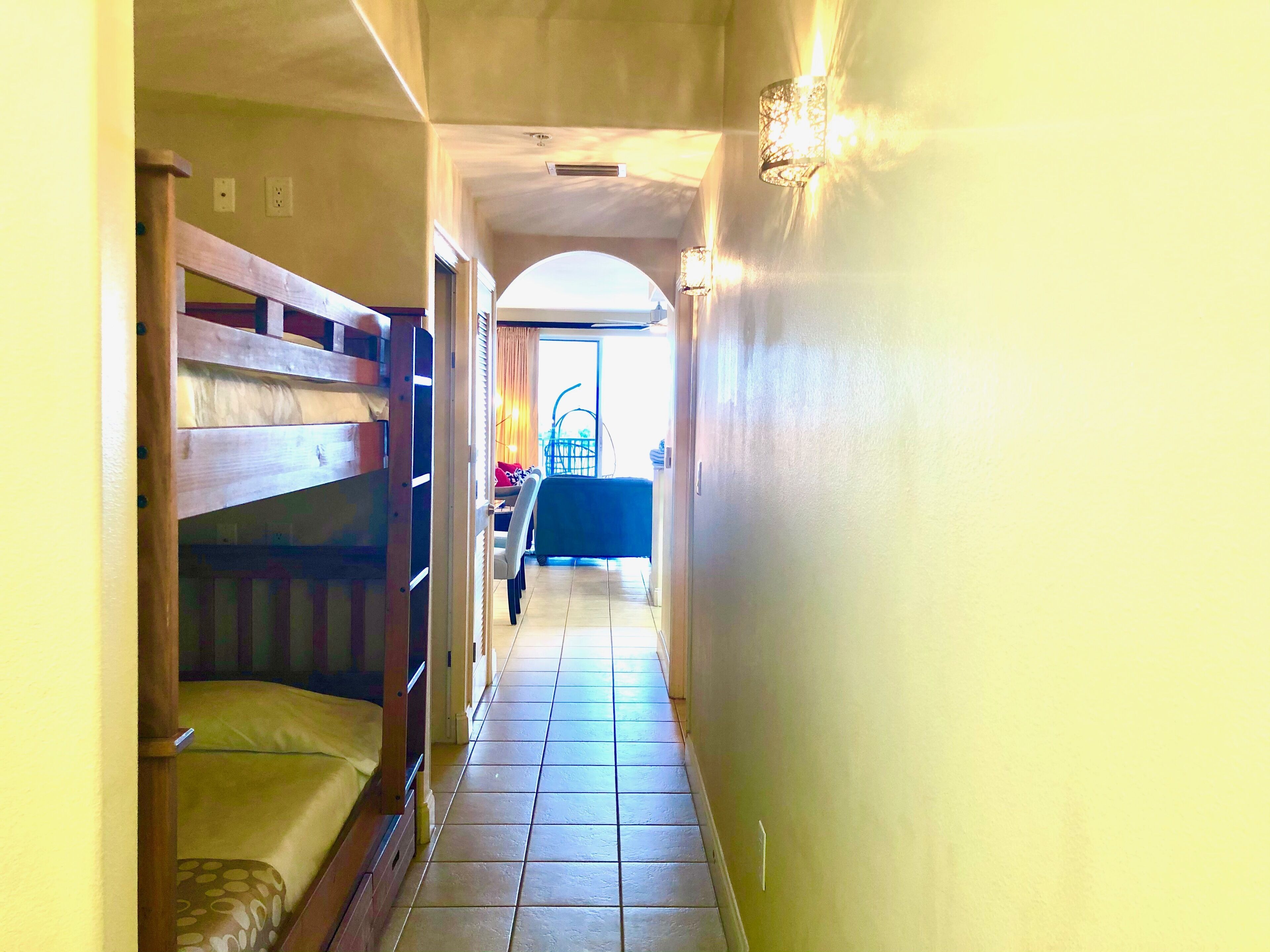 1 chambre, bureau, fer et planche à repasser, Wi-Fi gratuit