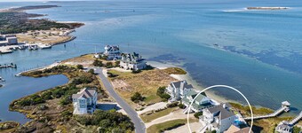 Waterfront house with private pool, hot tub & fireplace - dog-friendly