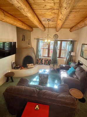 TV connectée, cheminée