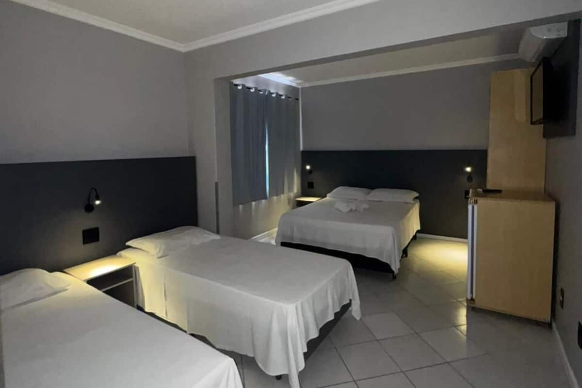 Firemannsrom – standard | Minibar, wi-fi (inkludert) og sengetøy