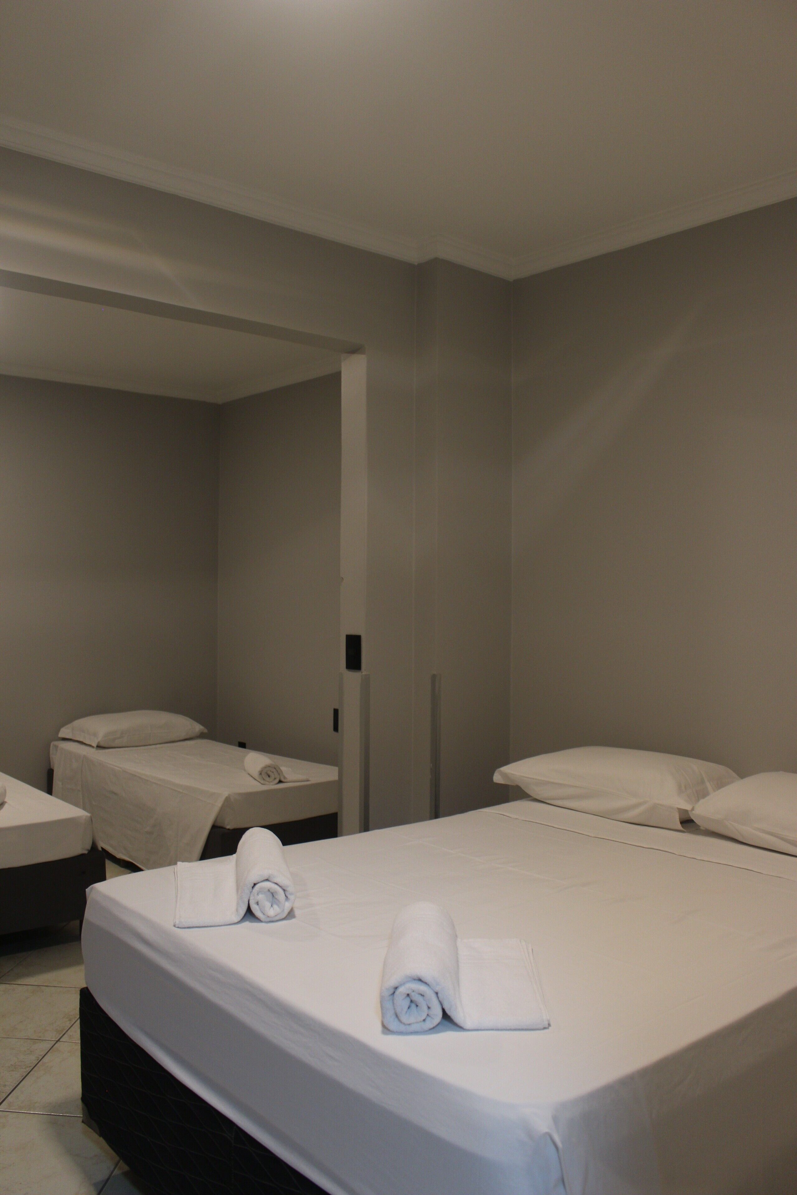 Minibar, free WiFi, bed sheets