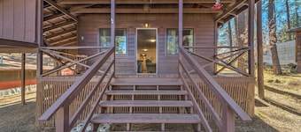 Ruidoso Cabin - Walk to Midtown Dining & Shops!