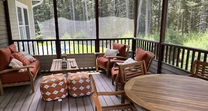 Secluded family retreat within minutes of Woodstock village