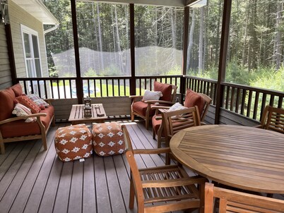 Secluded family retreat within minutes of Woodstock village