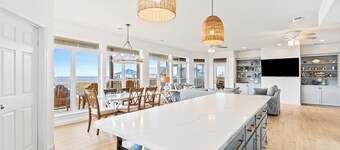 Pool! DOCK! Two Master Bedrooms. Private & public beach access. Sleeps 12