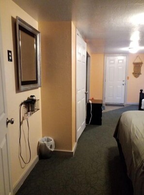 3 bedrooms, iron/ironing board, travel cot, WiFi