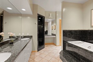 Bathroom - Riverfront Home in Woody Creek - Exceptional location (Woody Creek)