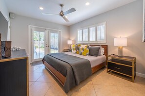 2 bedrooms, WiFi, bed sheets - Stylish Oasis with Heated Pool & King Beds Near Wilton Manors & Beach (Fort Lauderdale)