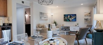 Admiral Row - first floor! Relax beachfront, pickleball & pool! Sun & Sea HHI