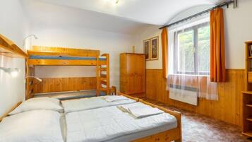 6 bedrooms, Internet