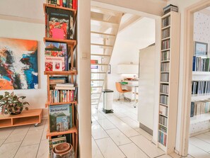 المنشأة من الداخل