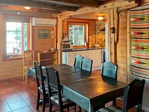 Apartment | Dining - 6 Person Holiday Home in Hosteland (Masfjorden)