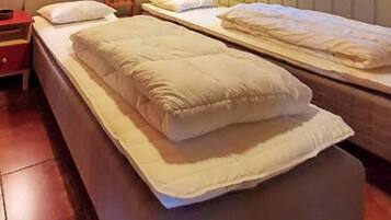 3 chambres, ameublement personnalisé