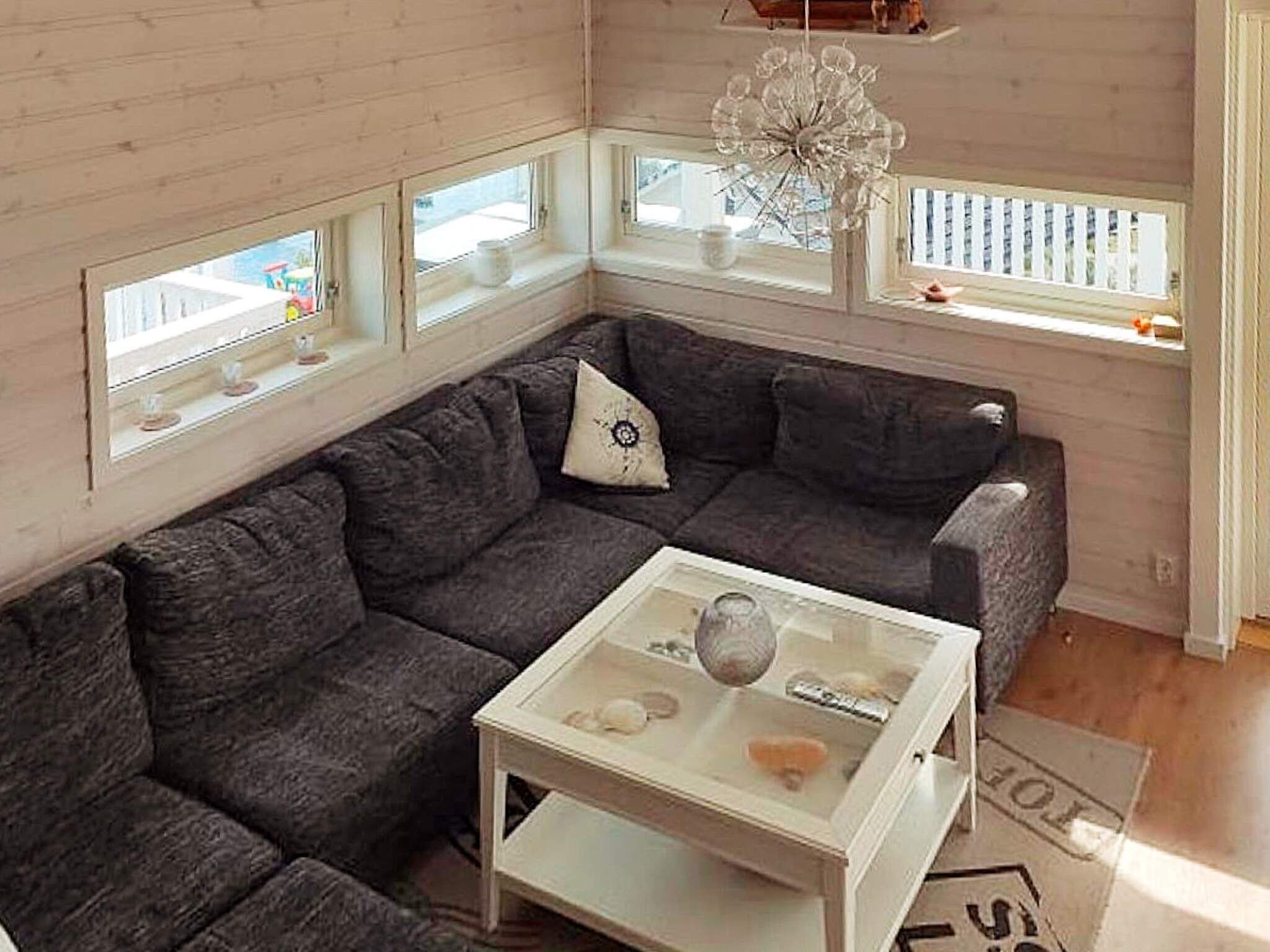 House | Living room | DVD player