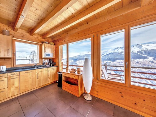 Stylish Chalet With Sauna in Heremence