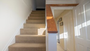 Unclassified image, 5 of 32, button - Secluded Apartment in Aberdeen near Hazlehead Park (Aberdeen)