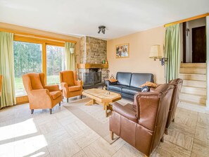 House | Living room