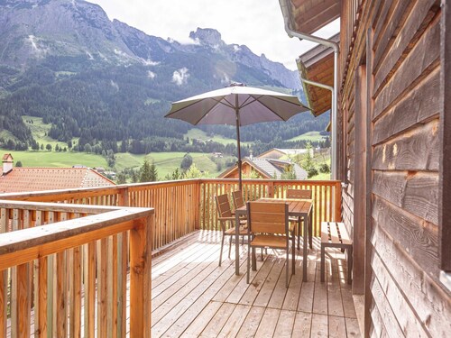 Chalet in Dachstein West With Shared Pool