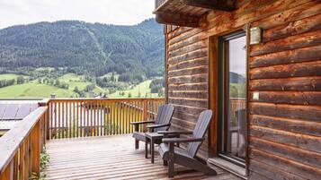 Chalet | Balcony