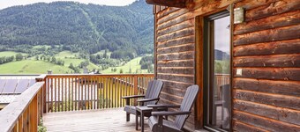 Chalet in Annaberg-lungotz With a Community Pool