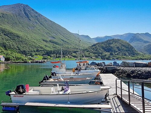 4 Person Holiday Home in Brattvag