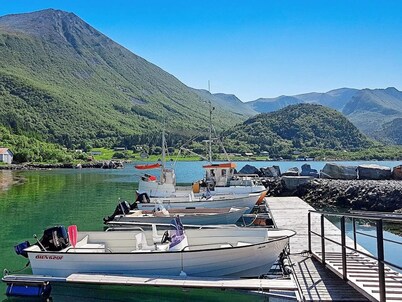 4 Person Holiday Home in Brattvag