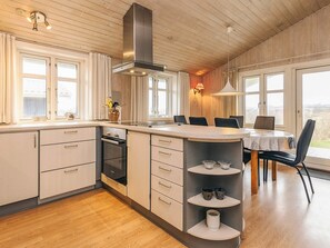 Interior - 6 Person Holiday Home in Lokken (Lokken)