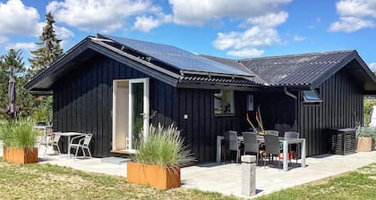 6 Person Holiday Home in Hals