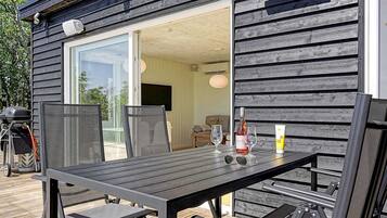 House | Outdoor dining