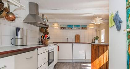 Cozy Seaside Retreat in Hojer-by Traum