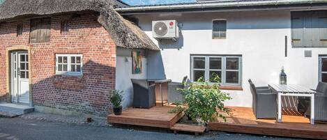 House | Exterior
