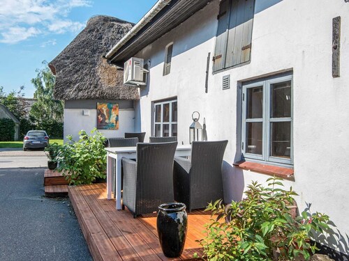 Cozy Seaside Retreat in Hojer-by Traum