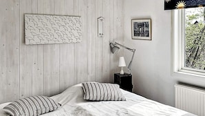3 bedrooms, individually furnished - 5 Person Holiday Home in Mörbylånga (Morbylanga)
