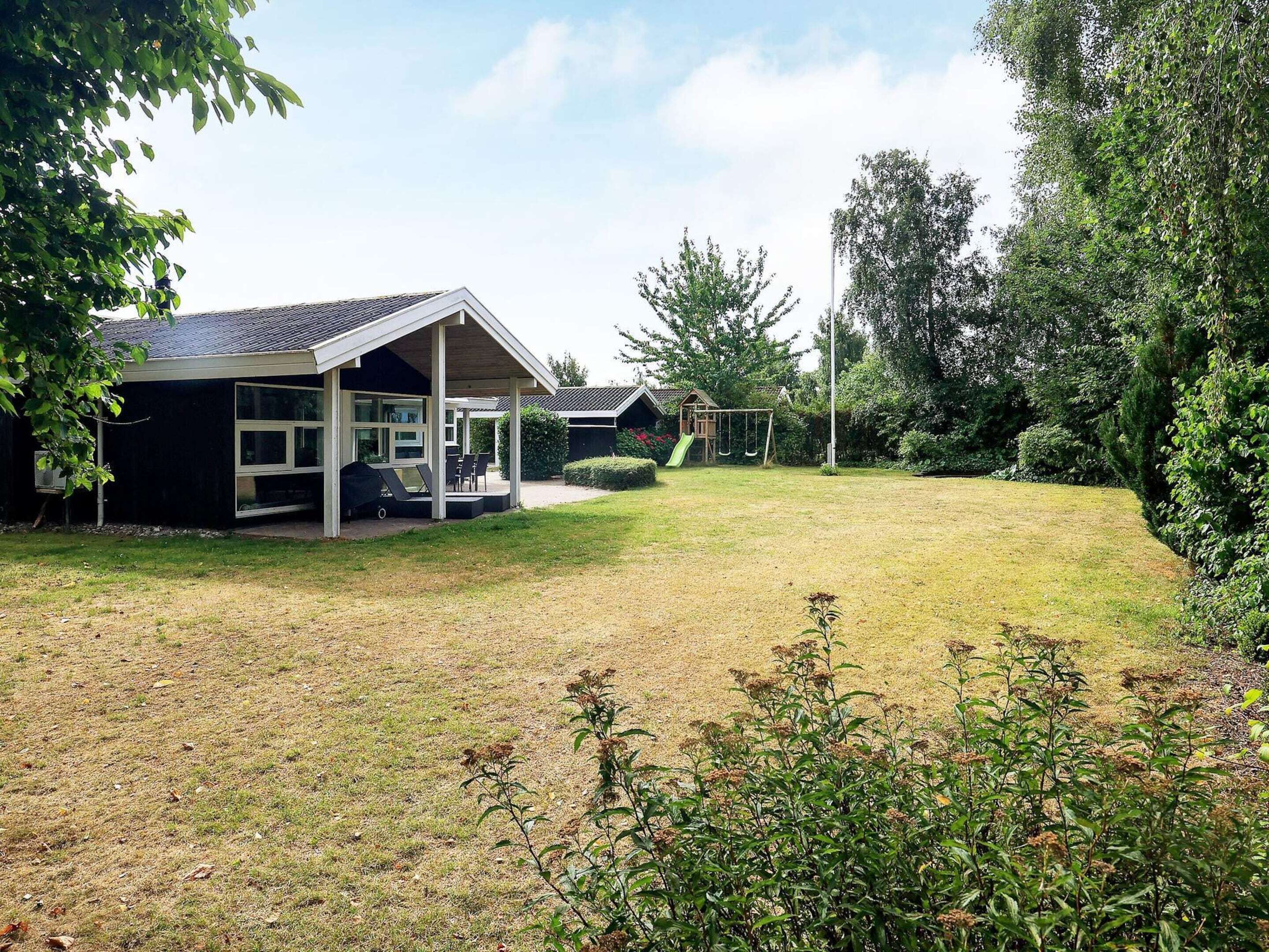 House | Property grounds