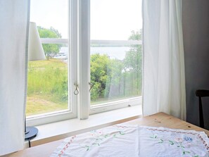 1 bedroom, individually furnished