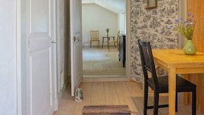 2 soverom og sengetøy