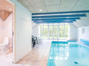 Hus | Pool | Indendørs pool, udendørs pool