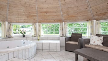 House | Bathroom