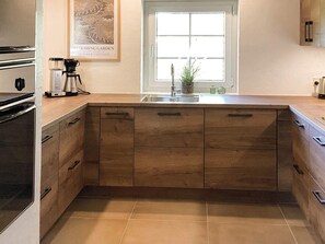 House | Private kitchen | High chair - Holiday Home in VÃ¦ggerlÃ¸se (Vaeggerlose)