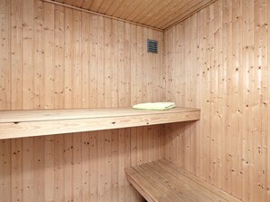 House | Sauna - Holiday Home in VÃ¦ggerlÃ¸se (Vaeggerlose)