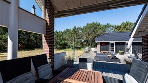 Balcony - 6 Person Holiday Home on a Holiday Park in Blåvand (Blavand)