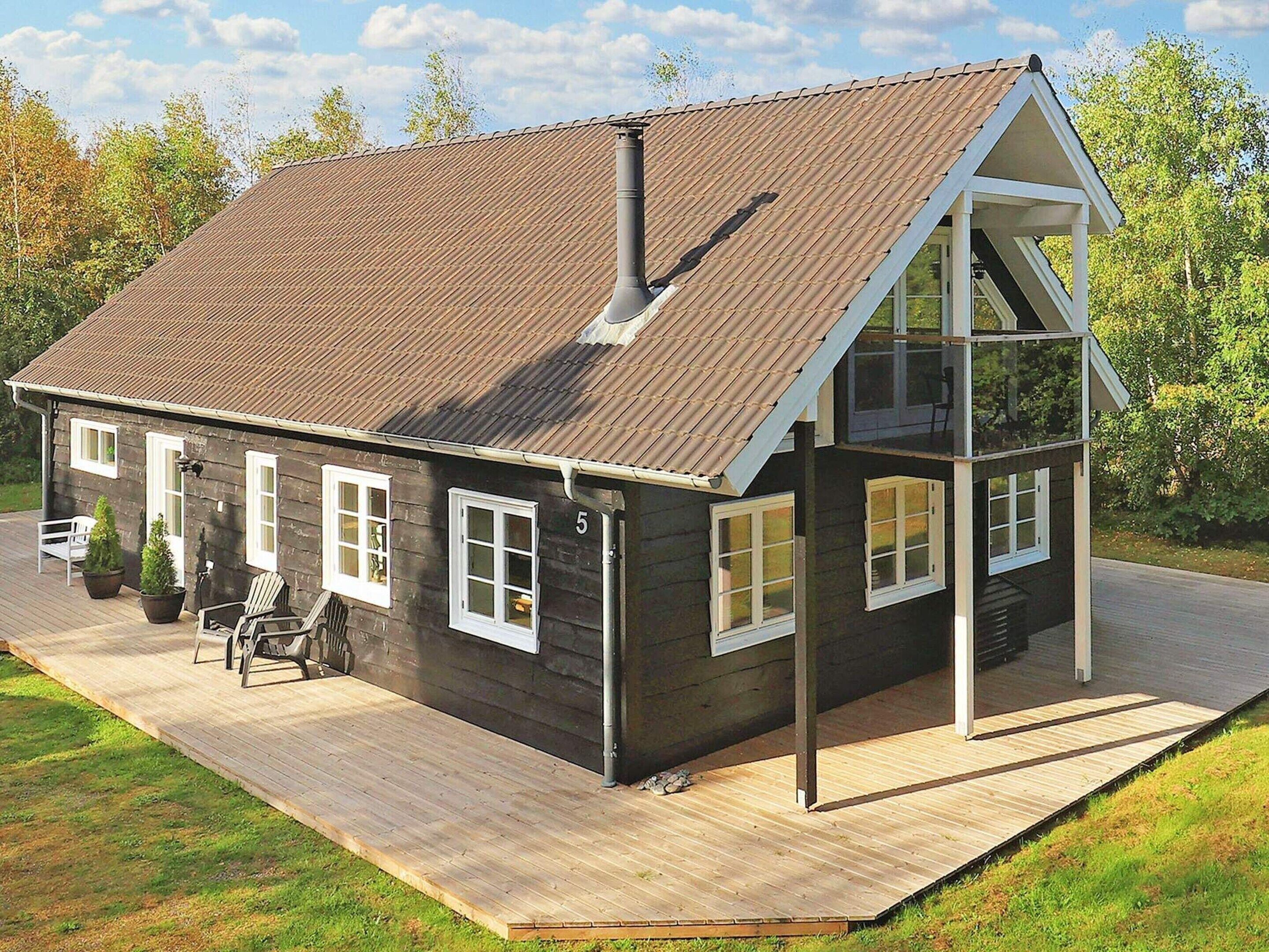 House | Bahagian luar