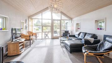 House | Interior