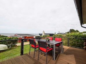 House | Outdoor dining - 2 Person Holiday Home in Esbjerg V (Esbjerg)