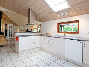 Interior - Holiday Home in Væggerløse (Vaeggerlose)