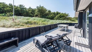 Unclassified image, 2 of 33, button - 6 Person Holiday Home in Henne (Henne)