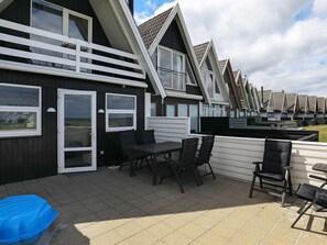 Hus | Udsigt fra overnatningsstedet