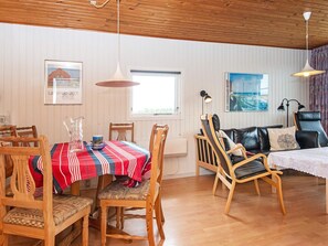 House | Dining - 8 Person Holiday Home in Harboore (Harboore)