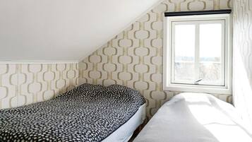 3 bedrooms, individually furnished