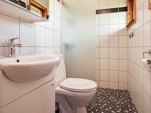 House | Bathroom